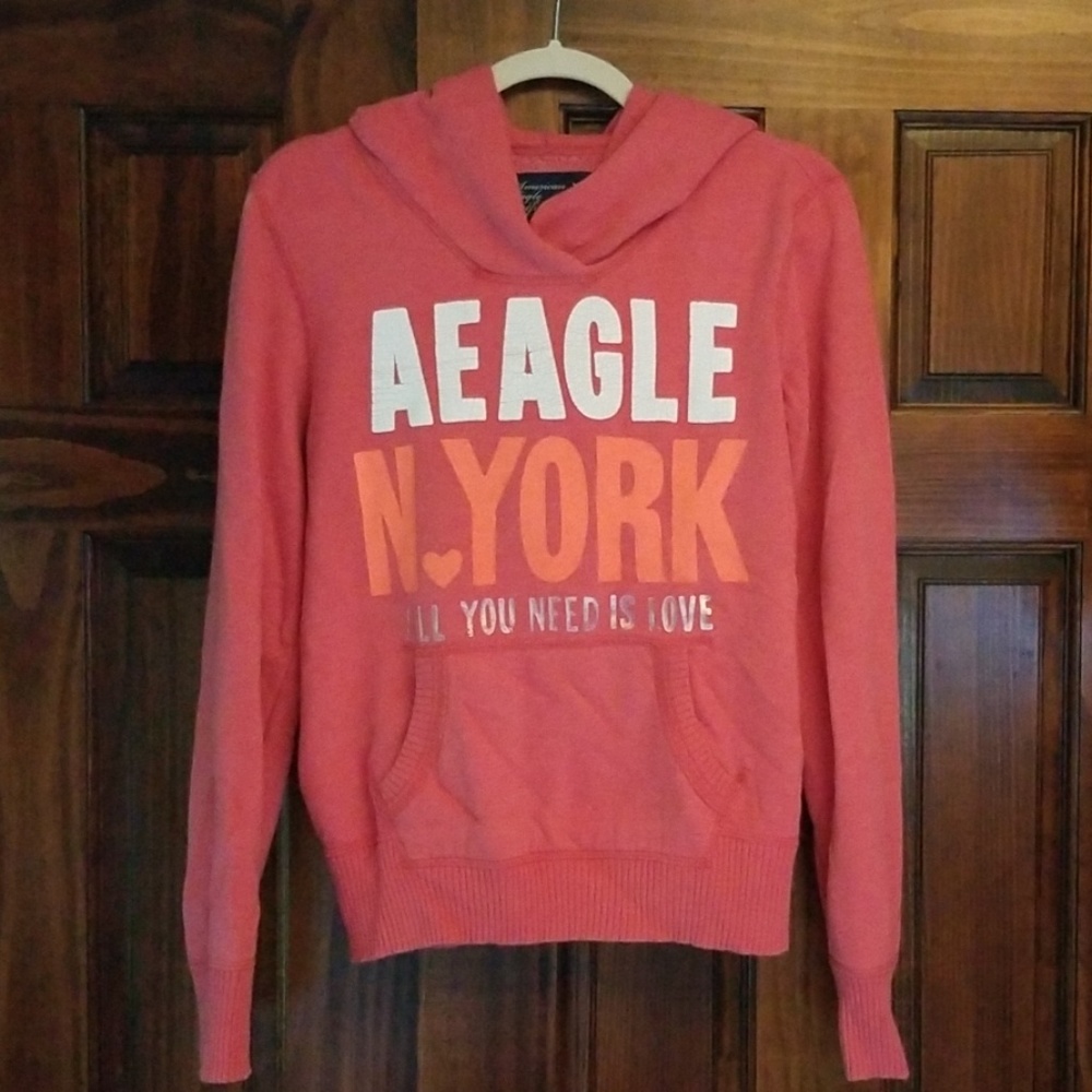 Cute Medium size American Eagle hooded sweatshirt